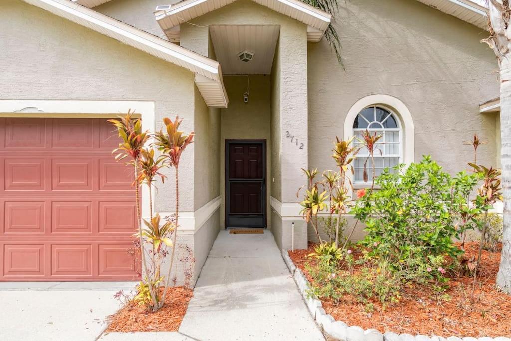 Quiet Getaway To Tampa & Orlando Villa Mulberry Bagian luar foto